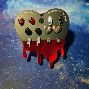 *never worn* 6 piece earrings